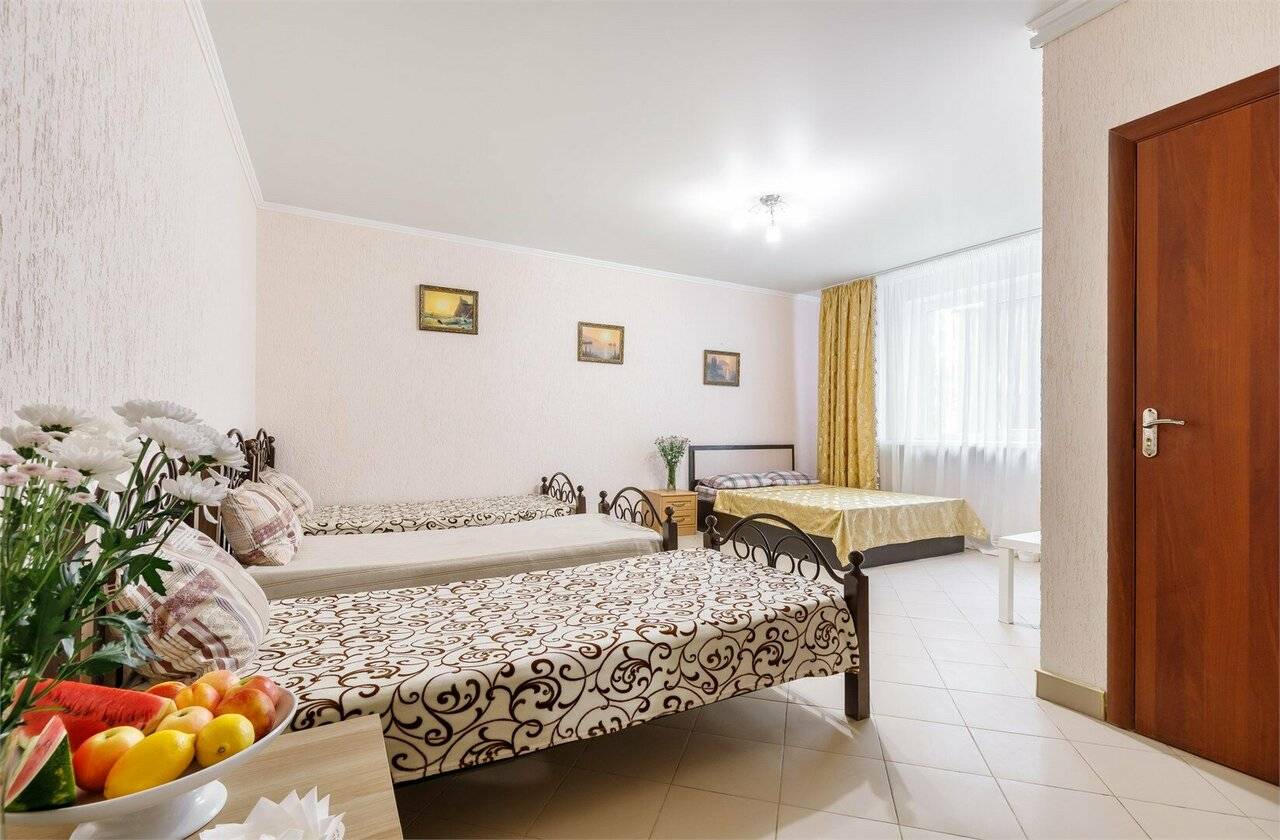 Фотографии номера Четырехместный номер в Гостинице Сашенька Южная Озереевка