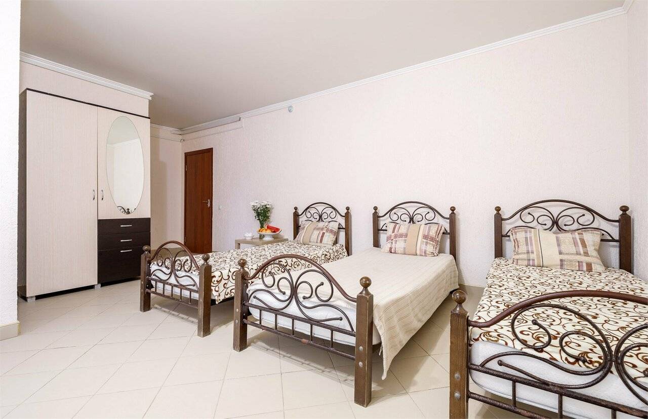 Фотографии номера Четырехместный номер в Гостинице Сашенька Южная Озереевка